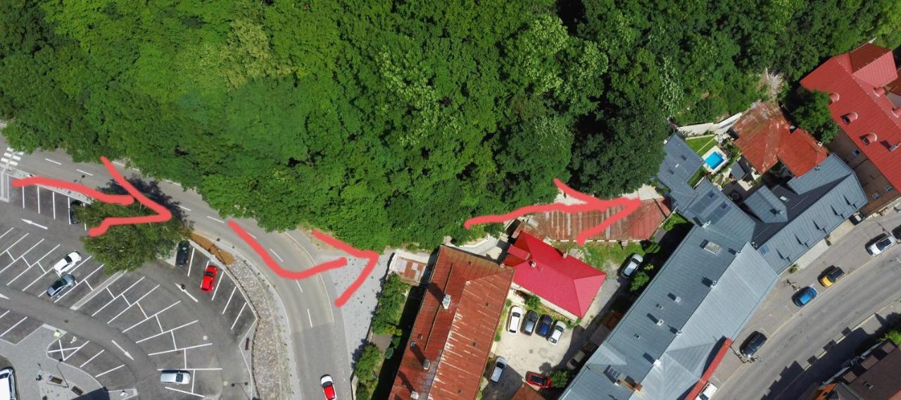 Apartman Okamih Banská Štiavnica Exteriör bild